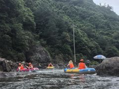 -安吉龙王山峡谷漂流