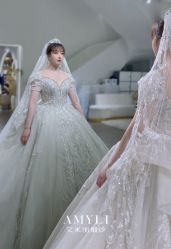 -艾米丽婚纱礼服