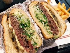 -The Habit Burger Grill 哈比特汉堡(爱琴海店)