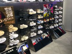 -FILA(五角场巴黎春天店)