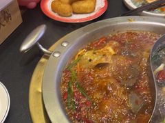 -沸炉重庆老火锅(军事博物馆店)