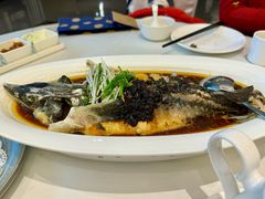 -万龙洲海鲜(大兴绿地缤纷城店)