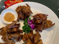 红烧乳鸽-金华安大酒楼·老牌潮菜·粤式茶点(东方国际店)