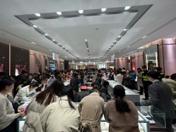 -周大福CHOW TAI FOOK(浦东八佰伴店)