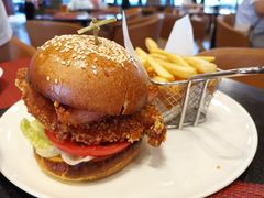 -WOLFGANG PUCK KITCHEN & BAR(迪士尼小镇店)