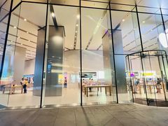 -Apple零售店(华贸购物中心店)
