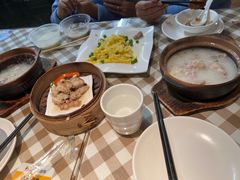 -新大咀港式茶餐厅(宝山万达店)