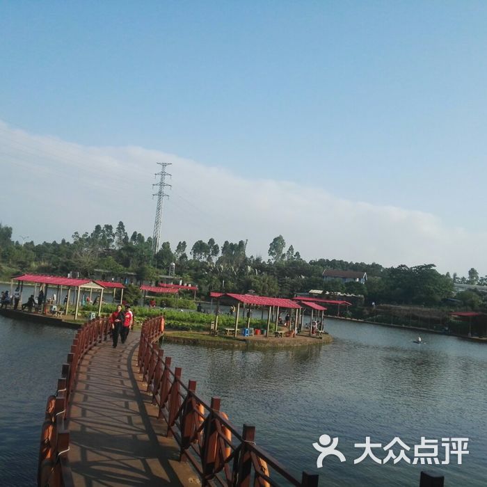 火山泉休闲农庄