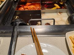 -海底捞火锅鲜切牛肉主题店(长寿路店)