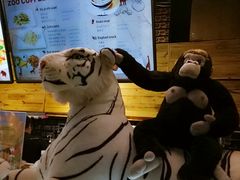 -Who乎coffee&bar