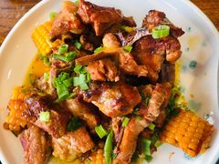 姥家嘎巴锅-那家老院子东北菜·饺子·小鸡炖蘑菇(艳华街店)