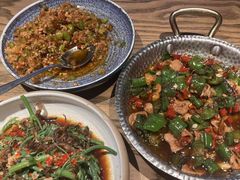 -茄子恰恰·新云南小炒(坪山益田店)