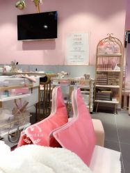 -花系美·美甲美睫精品店