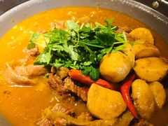 灶膛罐罐牛腩-吃饭皇帝大(合生汇店)