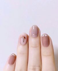 -悦指间美甲美睫
