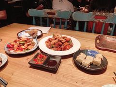 干煸大盘鸡-阿里家·新疆烤肉酒場 by MIG