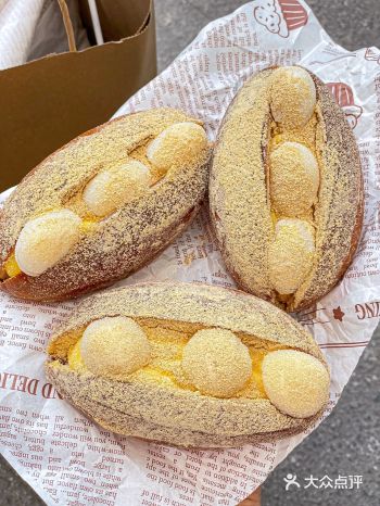 《关于我在一口气吃四个的奶油梦龙》