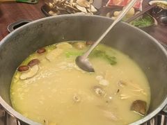 -汤宴·参须肚包鸡(南京路店)