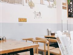 大堂-王胖子驴肉火烧(东四旗舰店)