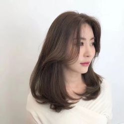 -TOP HAIR SALON