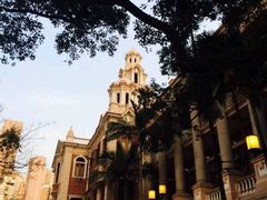 -香港大学