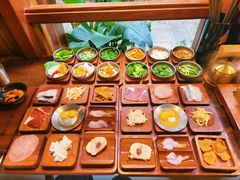 -银米·云南传统过桥米线(双廊黑金冠店)