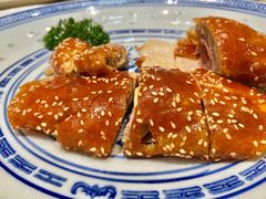 -香港百合居(LCM置汇旭辉广场店)