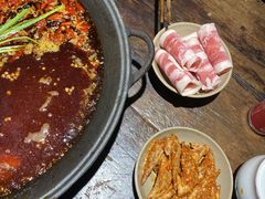 -四小区火锅·巷子里的重庆火锅(花照壁店)