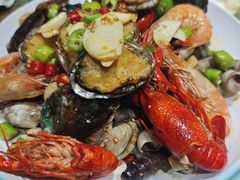 -小红鲸·海鲜餐厅(轸大路店)