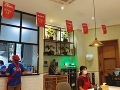 -镇南锅盖面馆(解放路店)