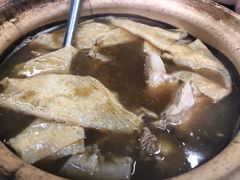 -明记烧鱼美味店