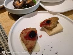 -雍和会海鲜姿造自助(湖东路店)