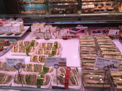 -巴黎贝甜(大宁国际商业广场店)