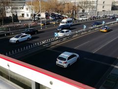 入口-中国中医科学院西苑医院-地下停车场