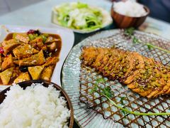 -天天向上素食餐厅(五台山店)