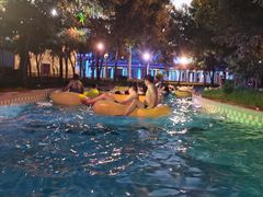 -欢乐水魔方水世界