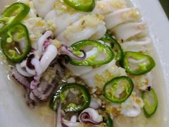 蒜蓉蒸鮮魷魚-肥舅父農莊