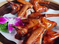 红烧乳鸽-石头咕(葵蓬店)