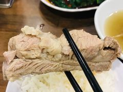 招牌肉骨茶-松發肉骨茶(牛车水店)