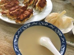 -一品鲜鱼锅贴(人民一路店)