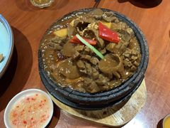 石锅手打牛肉丸-潮堂(环球金融中心店)