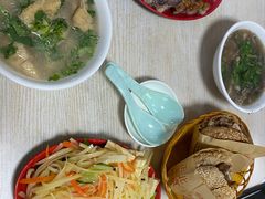 -洪峰浩老北京烧饼夹肉(角门路店)