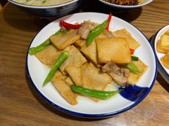 -二孃鸡爪爪(东风路总店)