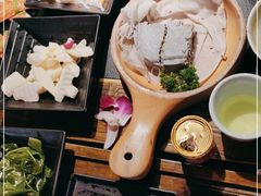 -吼堂老火锅(武汉 天地壹方南馆店)