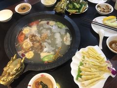 -重庆德庄火锅(体育中心店)