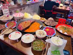 -萍姐火锅·公路夜市(武汉首店)