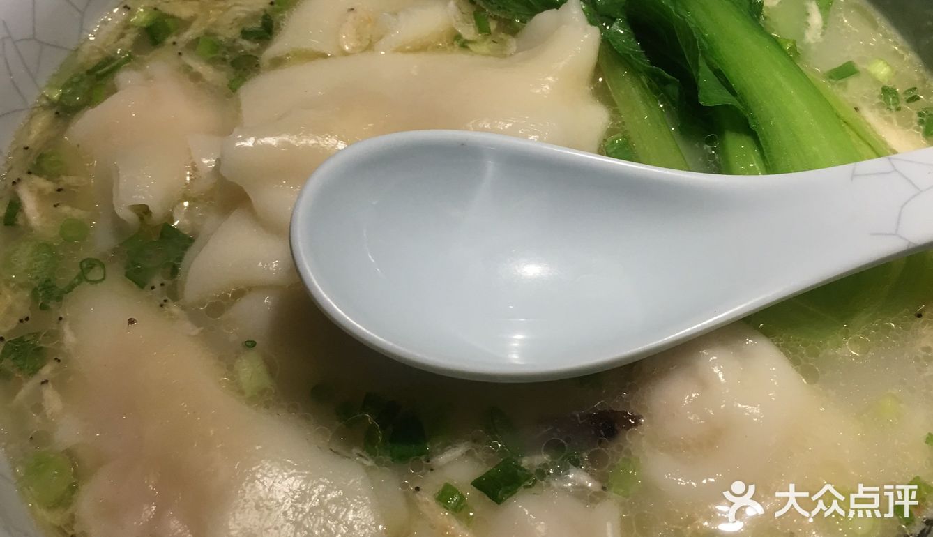 没有特别惊艳好吃的菜，也没有特别不好的菜！