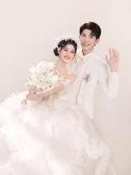 -雅云婚纱摄影工作室旗舰店