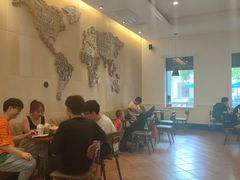 大堂-星巴克臻选(广州沙面店)