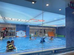 -戊辰亲子游泳俱乐部